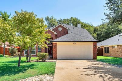 2728 Laurel Hill Drive, Flower Mound, TX 75028 - Photo 1