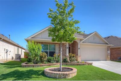 1701 Victoria Drive, Fort Worth, TX 76131 - Photo 1