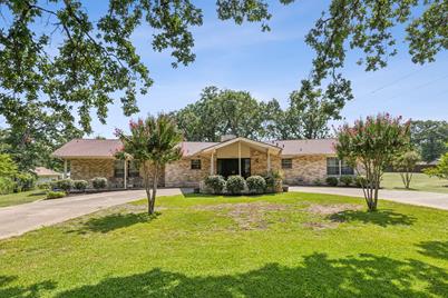 1909 Northwood Court, Grand Prairie, TX 75050 - Photo 1