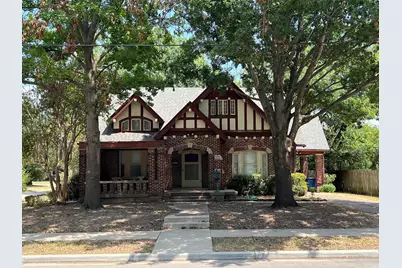 401 S Houston Street, Kaufman, TX 75142 - Photo 1