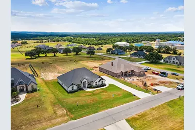 8013 White Drive, Granbury, TX 76049 - Photo 1