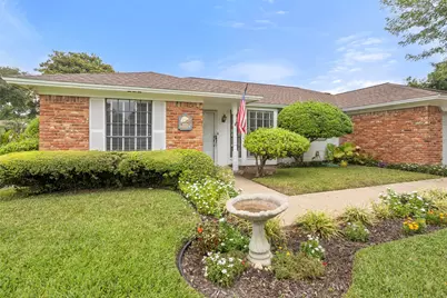 7048 Misty Meadow Drive S, Fort Worth, TX 76133 - Photo 1