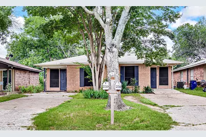 236 S Main Street, Burleson, TX 76028 - Photo 1