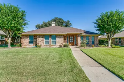 822 Meadowglen Circle, Coppell, TX 75019 - Photo 1