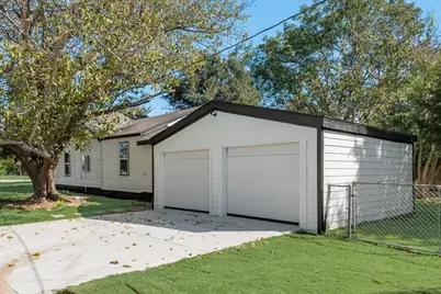 5800 Broadway Avenue, Haltom City, TX 76117 - Photo 1