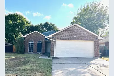 6315 Brookcrest Drive, Arlington, TX 76018 - Photo 1