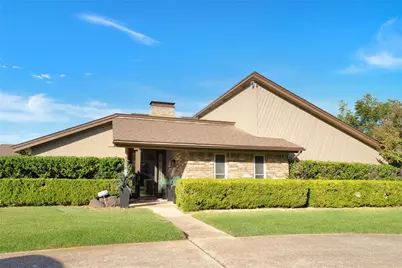 2318 Sunnyvale Road, Grand Prairie, TX 75050 - Photo 1