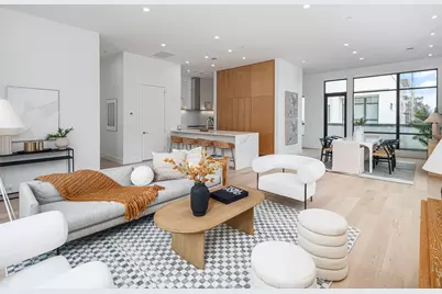 610 N Oak Cliff Boulevard #207, Dallas, TX 75208 - Photo 1