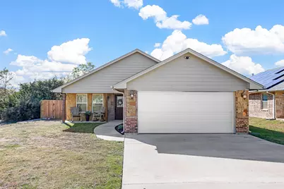 1525 W Bankhead Highway, Weatherford, TX 76086 - Photo 1