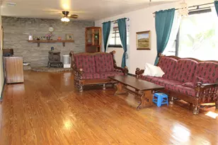 312 Magnolia St, Hico, TX 76457 - Photo 3
