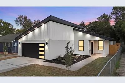 2730 E Overton Road, Dallas, TX 75216 - Photo 1