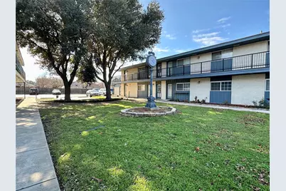 1207 W Wall Street #6, Grapevine, TX 76051 - Photo 1