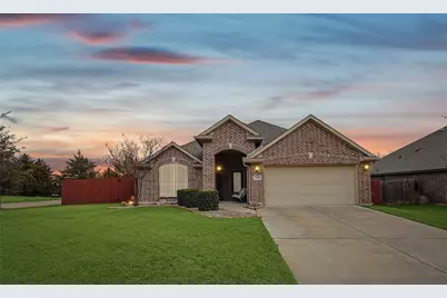 1300 Lacey Oak Drive, Mansfield, TX 76063 - Photo 1
