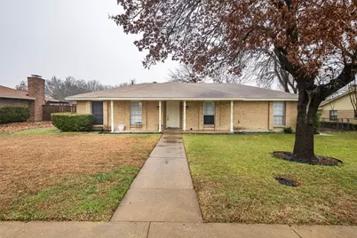 121 Connie Drive, DeSoto, TX 75115 - Photo 1