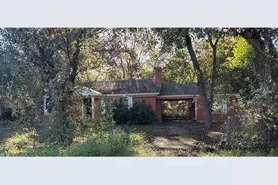 3250 E Ledbetter Drive, Dallas, TX 75216 - Photo 1