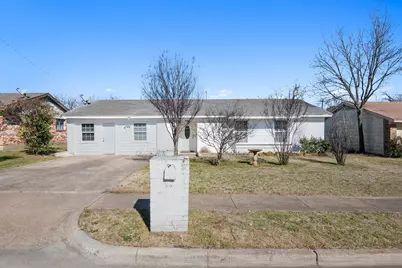 517 Murray Street, Hutchins, TX 75141 - Photo 1