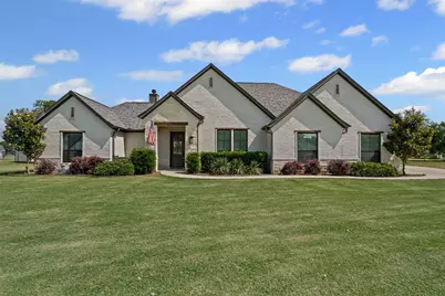 305 Scenic Creek Court, Reno, TX 76020 - Photo 1