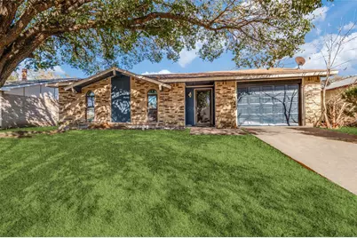 2633 Santa Anna Drive, Grand Prairie, TX 75052 - Photo 1