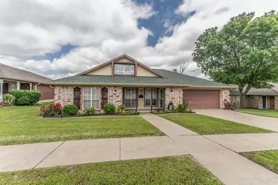 1853 Woodbridge Drive, Sulphur Springs, TX 75482 - Photo 1