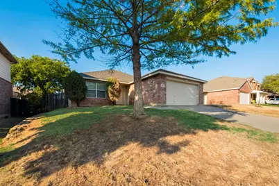 600 Condor Trail, Saginaw, TX 76131 - Photo 1