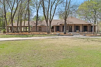 1046 E Woodridge Road, Waxahachie, TX 75165 - Photo 1