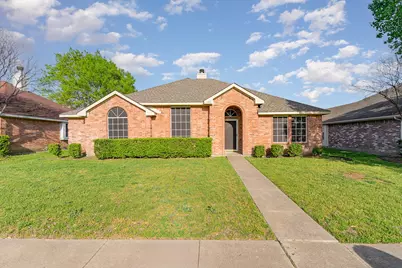 102 Oak Hollow Lane, Red Oak, TX 75154 - Photo 1