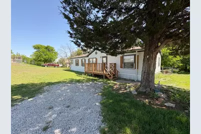 125 Classic Country Court, Springtown, TX 76082 - Photo 1