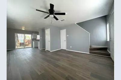 2103 Knoll Crest Drive, Arlington, TX 76014 - Photo 1