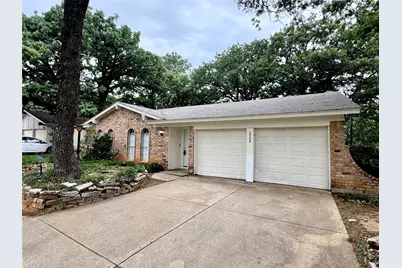 2708 Hilldale Boulevard, Arlington, TX 76016 - Photo 1