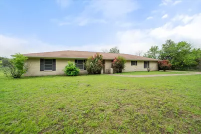 541 Oak Valley Lane, Corsicana, TX 75110 - Photo 1