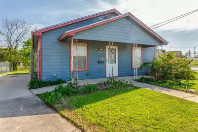 900 Bessie Street, Fort Worth, TX 76104 - Photo 1