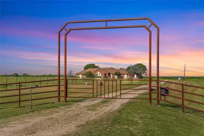 584 S Hanath Kuehl Road, Riesel, TX 76682 - Photo 1