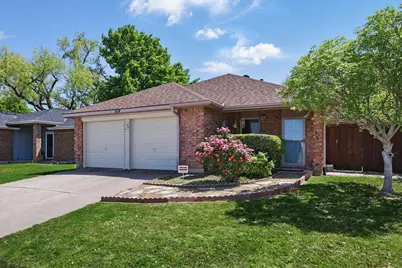 514 Angelina Drive, Arlington, TX 76018 - Photo 1