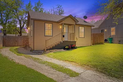 914 W Pecan Street, Sherman, TX 75092 - Photo 1