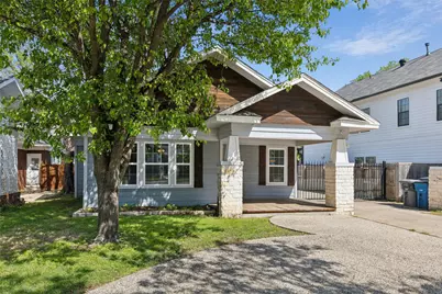 318 S Montreal Avenue, Dallas, TX 75208 - Photo 1