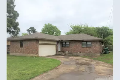 1915 Leslie Street, Denton, TX 76205 - Photo 1