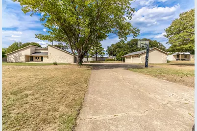 2300 W Continental Boulevard, Southlake, TX 76092 - Photo 1