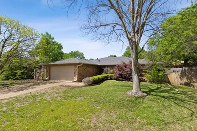 2834 Columbine Drive, Grapevine, TX 76051 - Photo 1