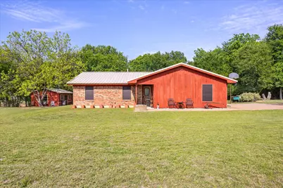 607 E Elm Street, Glen Rose, TX 76043 - Photo 1