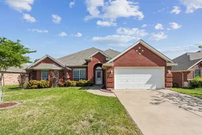512 Willowview Drive, Saginaw, TX 76179 - Photo 1