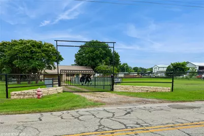 5920 Retta Mansfield Road, Burleson, TX 76028 - Photo 1