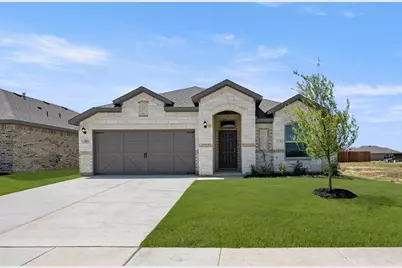 315 Comanche, Cleburne, TX 76033 - Photo 1