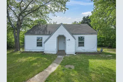 107 N Stadium Drive, Alvord, TX 76225 - Photo 1