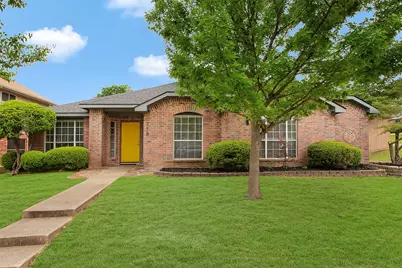 718 Tealwood Drive, Mesquite, TX 75181 - Photo 1