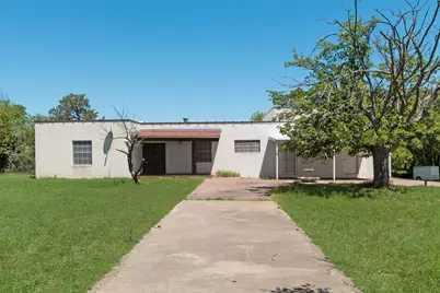 125 Christopher Court, Weatherford, TX 76088 - Photo 1