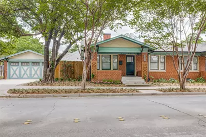 1011 W Allen Avenue, Fort Worth, TX 76110 - Photo 1