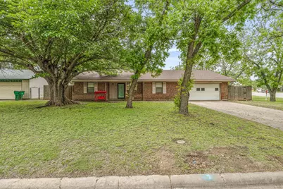 1360 N Lillian Street, Stephenville, TX 76401 - Photo 1