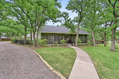 122 Santa Fe Trail, Gainesville, TX 76240 - Photo 1