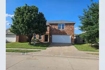 352 Dakota Ridge Drive, Fort Worth, TX 76134 - Photo 1