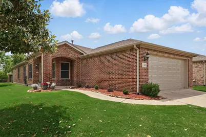 225 Cascata Drive, Frisco, TX 75036 - Photo 1